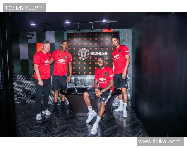 曼联携手代言国际品牌,商业价值飙升