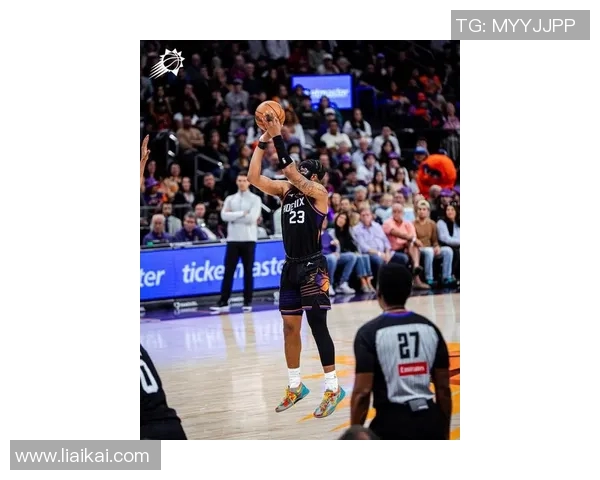 最新战报:布克全场高光瞬间集锦